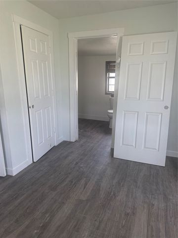 904 E Calhoun Street, Rice, TX 75155