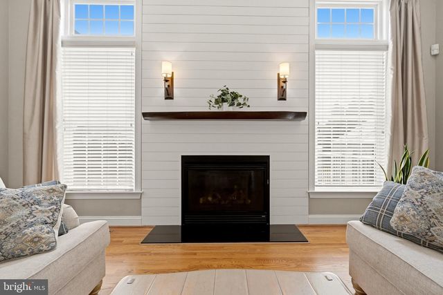 136 CAHILLE DR, Winchester, VA 22602