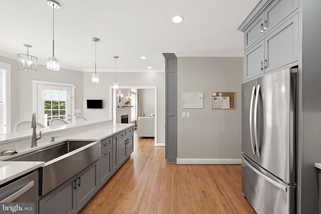 136 CAHILLE DR, Winchester, VA 22602