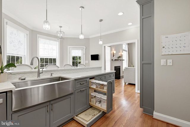 136 CAHILLE DR, Winchester, VA 22602