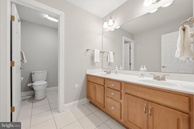 136 CAHILLE DR, Winchester, VA 22602