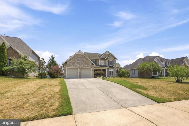136 CAHILLE DR, Winchester, VA 22602