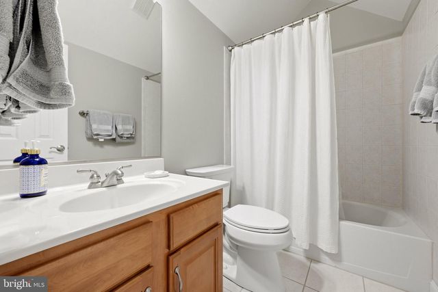 136 CAHILLE DR, Winchester, VA 22602