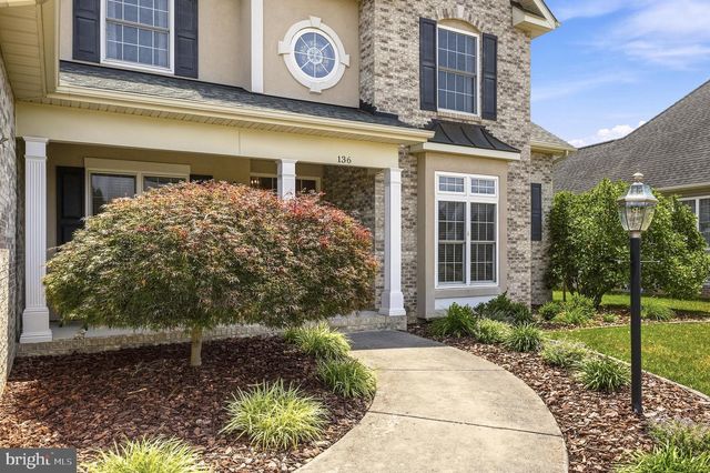 136 CAHILLE DR, Winchester, VA 22602