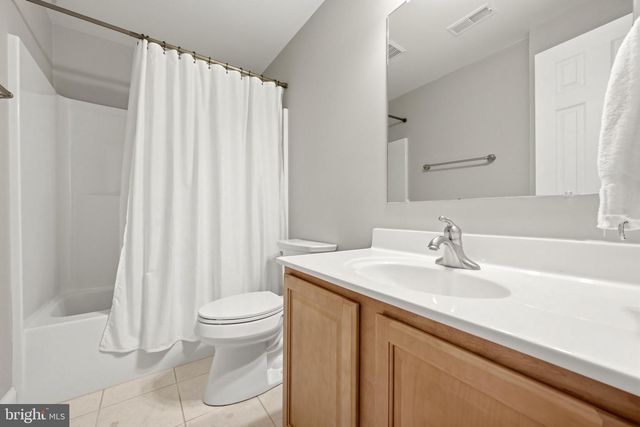 136 CAHILLE DR, Winchester, VA 22602