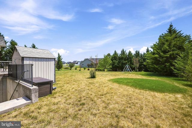 136 CAHILLE DR, Winchester, VA 22602