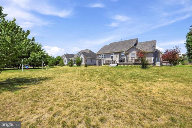 136 CAHILLE DR, Winchester, VA 22602