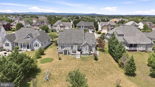 136 CAHILLE DR, Winchester, VA 22602