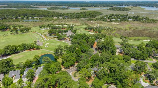 4 Deer Creek Lane, Savannah, GA 31411