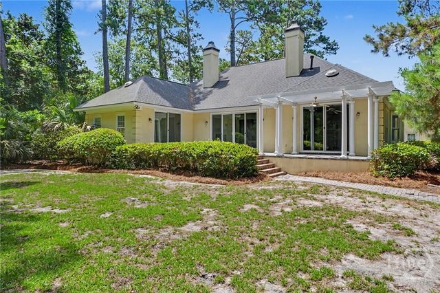 4 Deer Creek Lane, Savannah, GA 31411