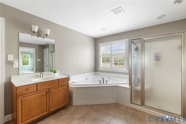 11717 Lincolnshire Ct, Glen Allen, VA 23059