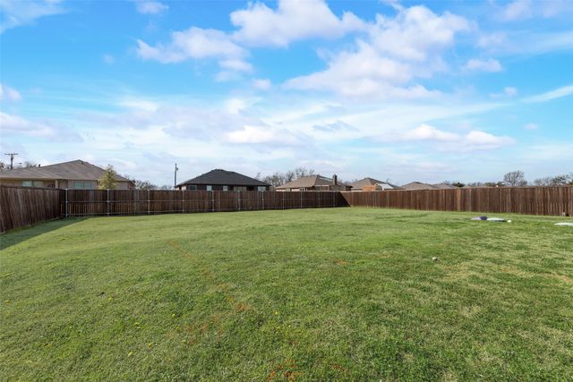 480 Collin Street, Nevada, TX 75173