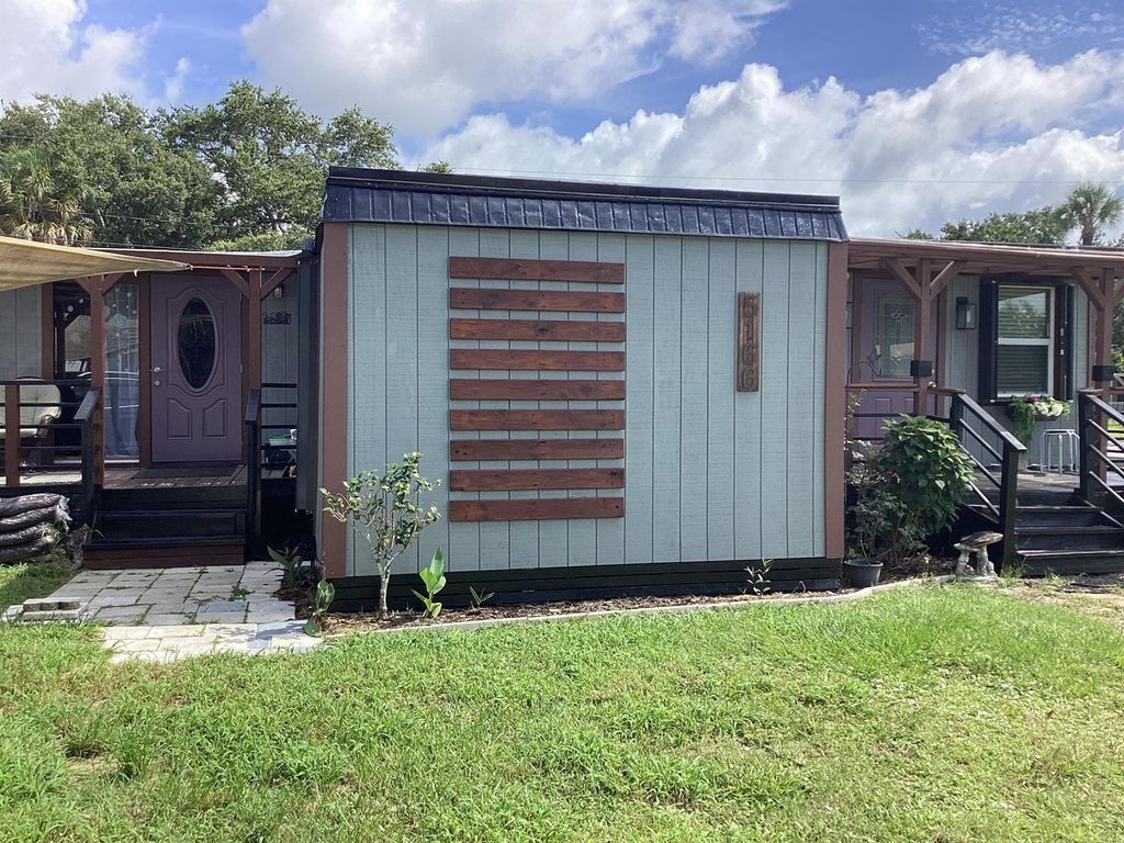 5166 Margaret Ann Lane, Fort Pierce, FL 34946