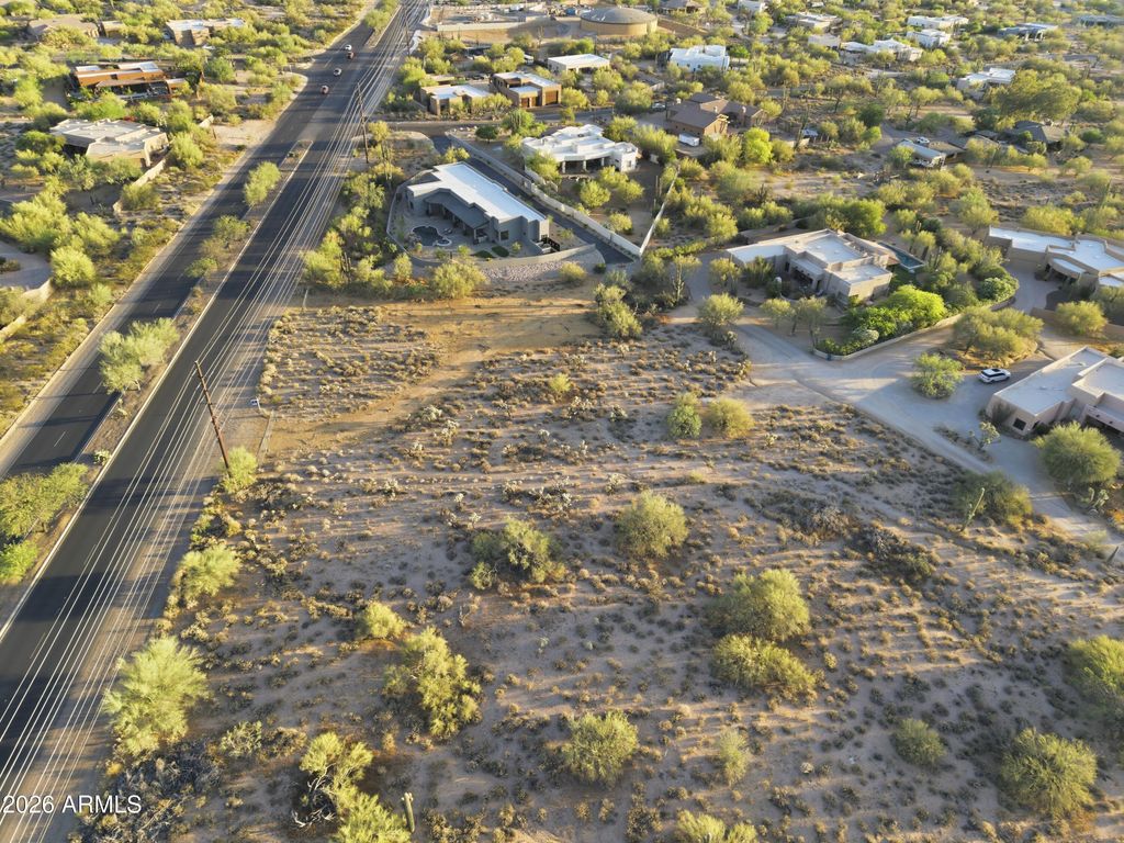 5590 E El Sendero Drive 1, Carefree, AZ 85377 — exterior