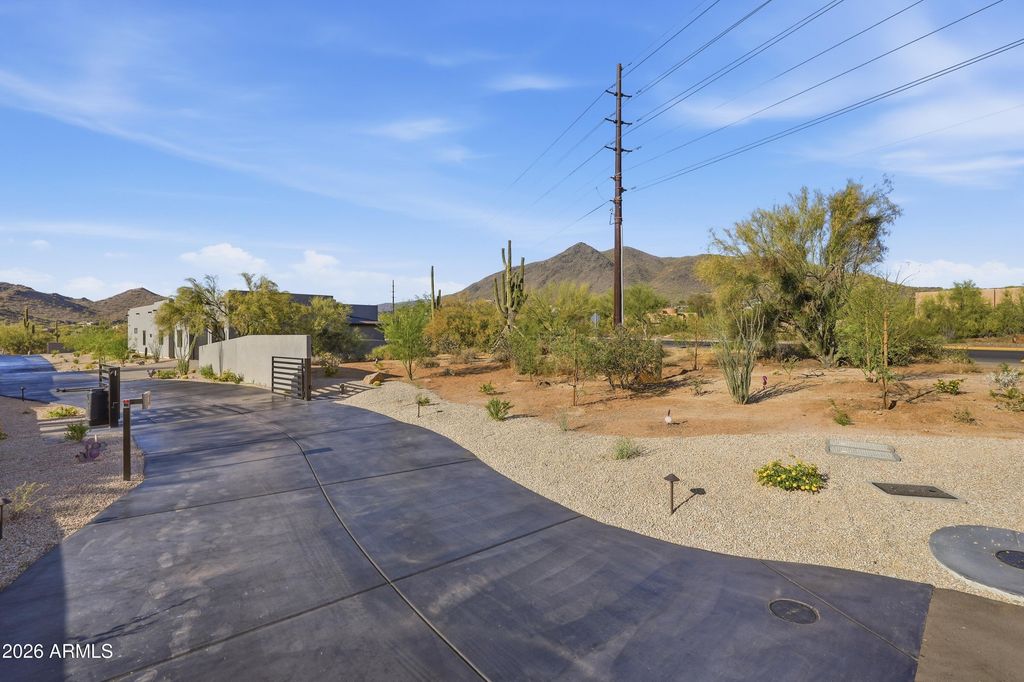 5590 E El Sendero Drive 1, Carefree, AZ 85377 — photo 4