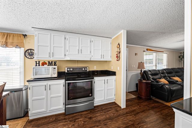 372 Mystic Hollow, Waterloo, SC 29384