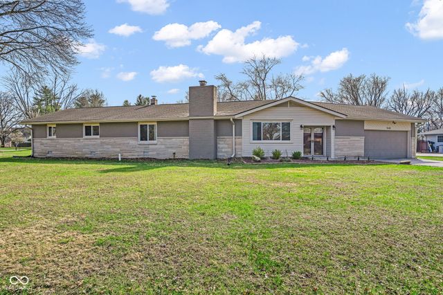 7695 Burns Drive, Brownsburg, IN 46112