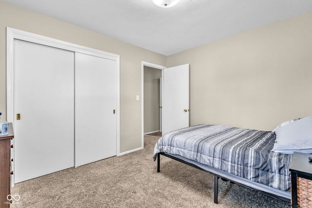 7695 Burns Drive, Brownsburg, IN 46112