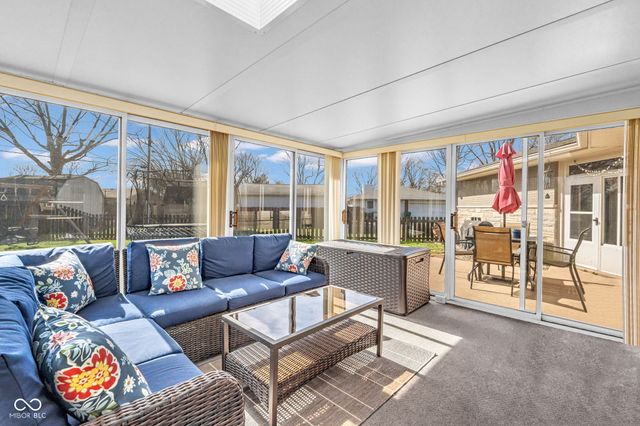 7695 Burns Drive, Brownsburg, IN 46112