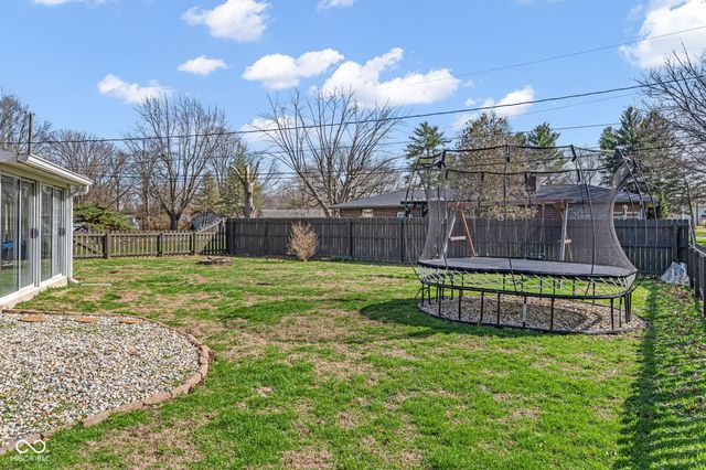 7695 Burns Drive, Brownsburg, IN 46112