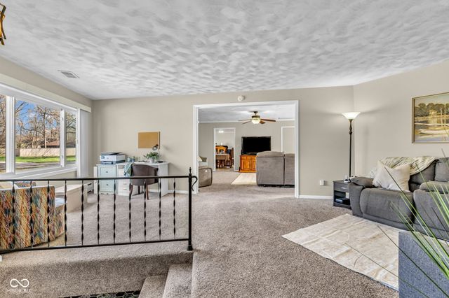 7695 Burns Drive, Brownsburg, IN 46112