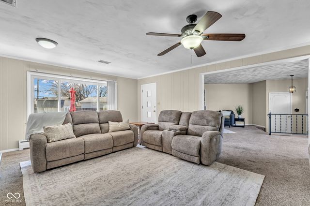 7695 Burns Drive, Brownsburg, IN 46112