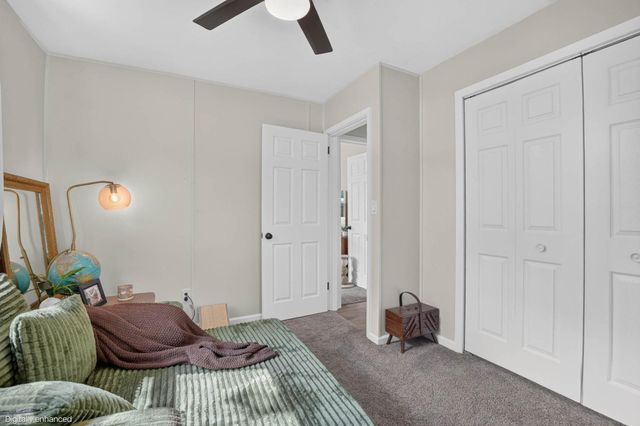 206 Hillcrest Road, Waterloo, IA 50701