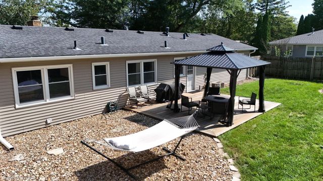206 Hillcrest Road, Waterloo, IA 50701