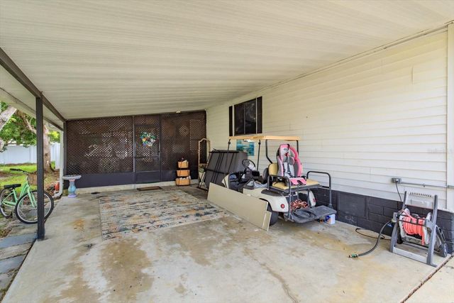 106 LEISURE WORLD DRIVE N, Debary, FL 32713