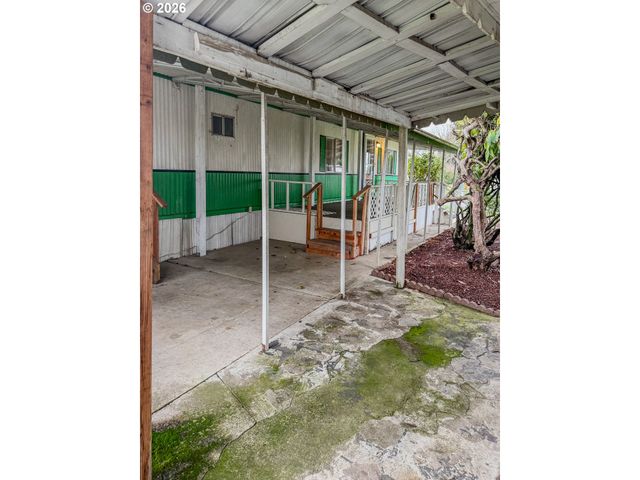 34098 EL ROBLE Ave, Eugene, OR 97405