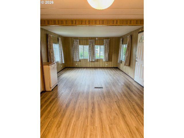 34098 EL ROBLE Ave, Eugene, OR 97405