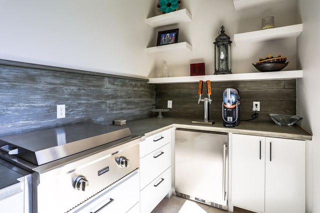 14809 Oxford Avenue, Lubbock, TX 79423