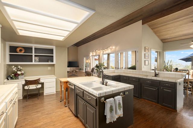 41849 John Muir Dr, Coarsegold, CA 93614