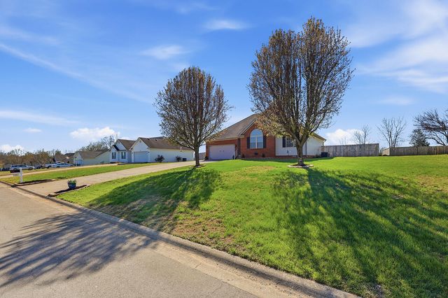 440 Bellaire Drive, Harrodsburg, KY 40330