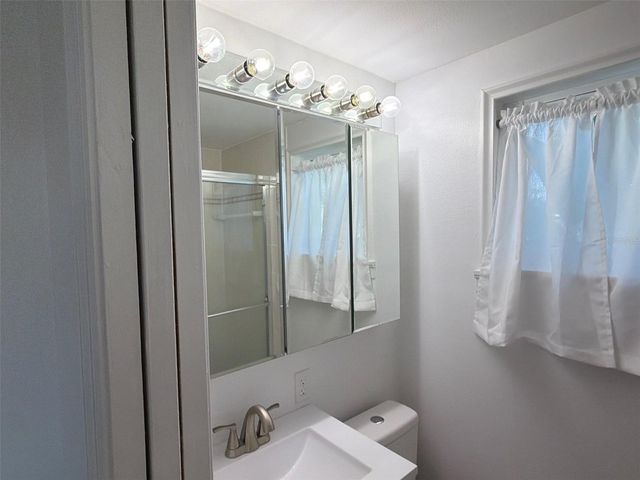 561 TARAWITT DRIVE, Longboat Key, FL 34228
