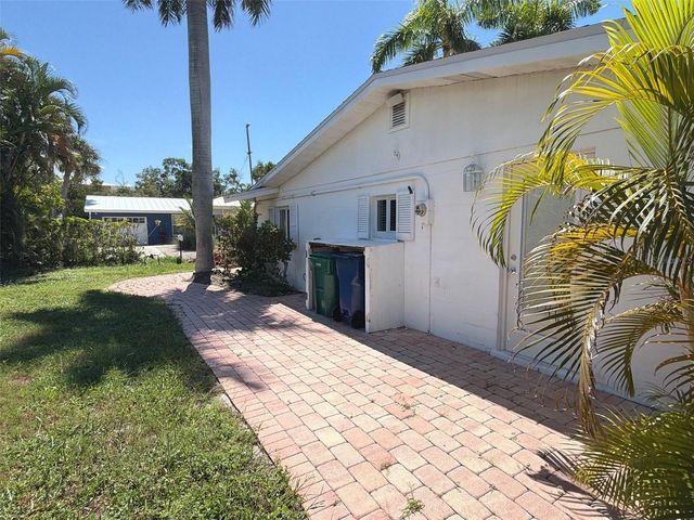 561 TARAWITT DRIVE, Longboat Key, FL 34228
