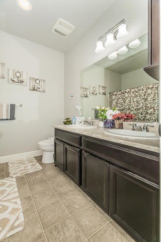 1142 S Pearwood Avenue, Fresno, CA 93727