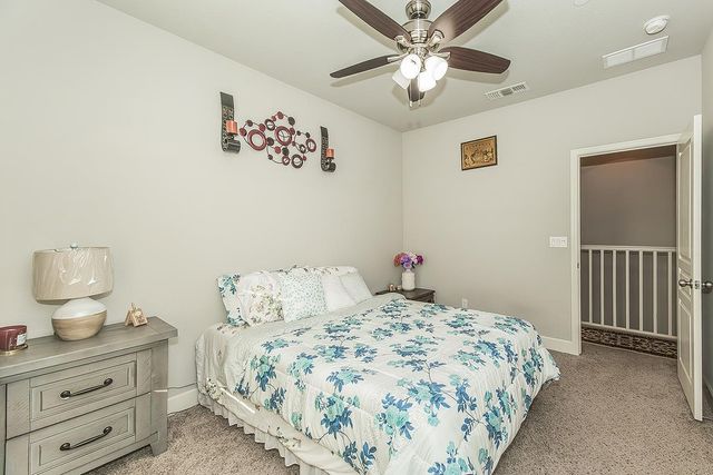 1142 S Pearwood Avenue, Fresno, CA 93727