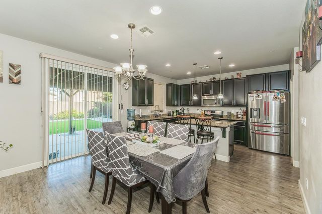 1142 S Pearwood Avenue, Fresno, CA 93727