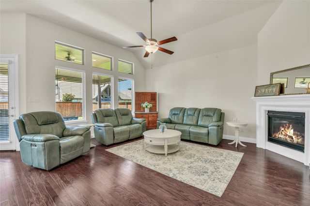 1709 Hamlet Drive, Fort Worth, TX 76052