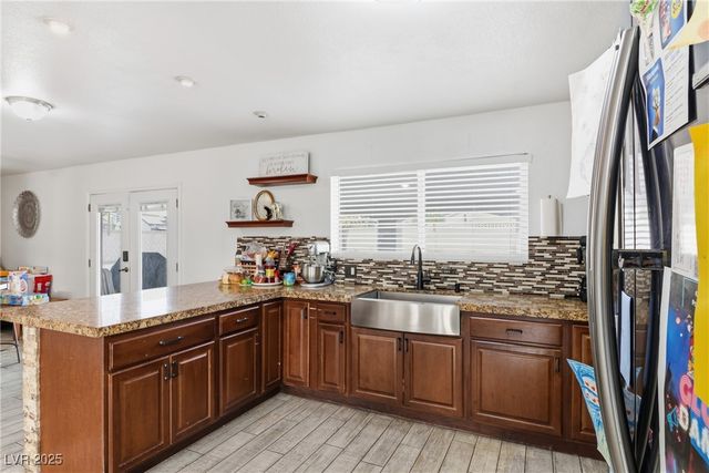 5836 Dunedin Court, Las Vegas, NV 89110