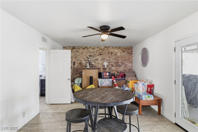 5836 Dunedin Court, Las Vegas, NV 89110