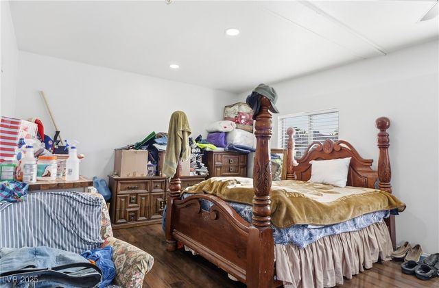 5836 Dunedin Court, Las Vegas, NV 89110