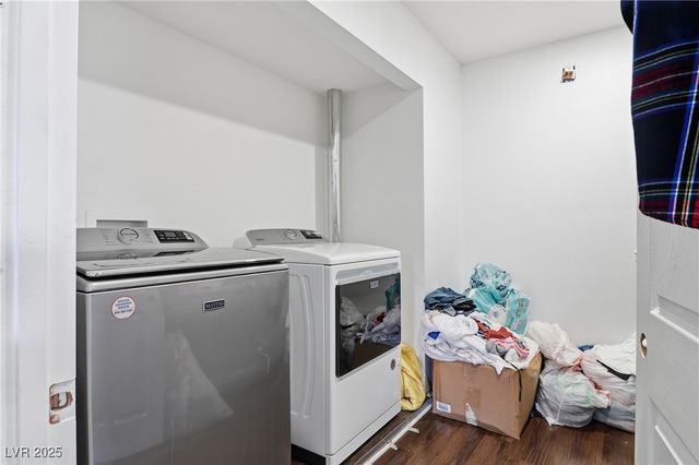 5836 Dunedin Court, Las Vegas, NV 89110