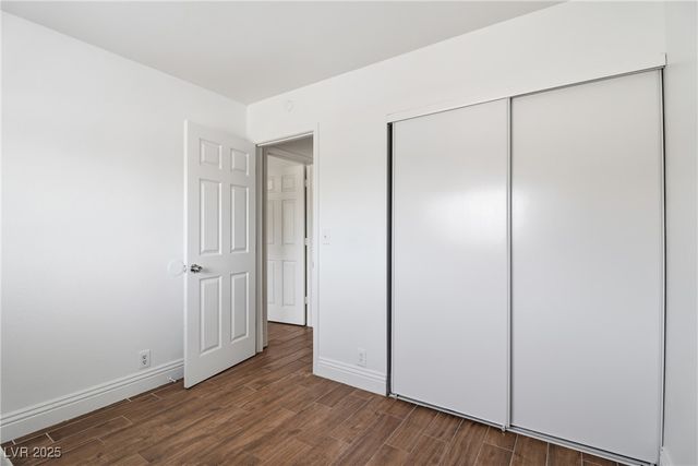 5836 Dunedin Court, Las Vegas, NV 89110