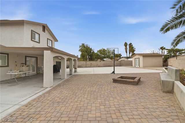 5836 Dunedin Court, Las Vegas, NV 89110