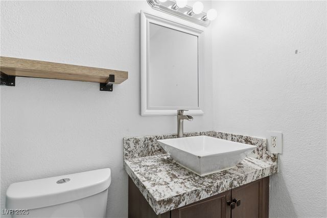 5836 Dunedin Court, Las Vegas, NV 89110