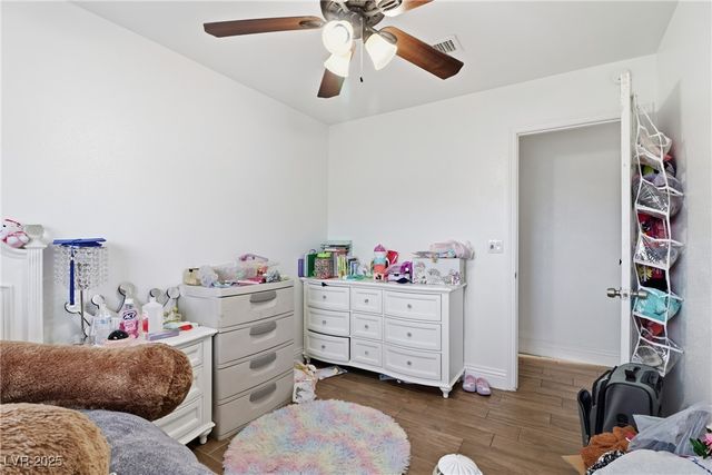 5836 Dunedin Court, Las Vegas, NV 89110