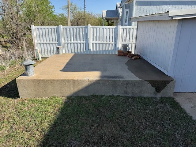 134 Wood Street, Fort Cobb, OK 73038