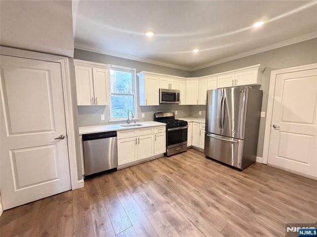 15 Arverne Terrace, Irvington, NJ 07111